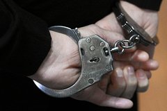 Стоматолога попытались закидать камнями после вынесения приговора в российском регионе