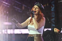 Солистка Тату отреагировала на обвинения в пропаганде нетрадиционных ценностей