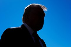 В администрации Трампа задумались усложнить выдачу пособий